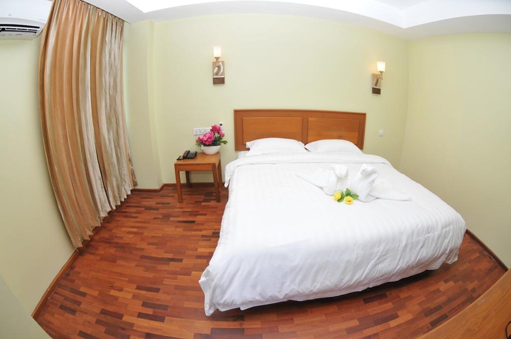 Shwe Phyu Hotel Mandalay Eksteriør billede
