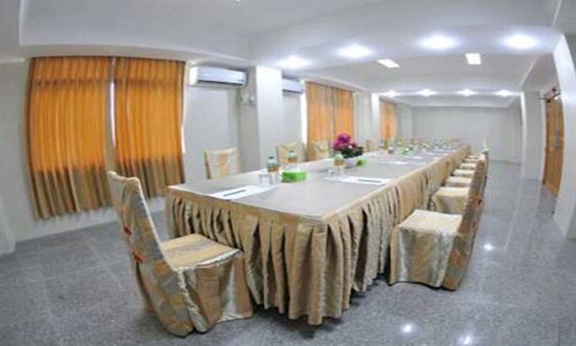 Shwe Phyu Hotel Mandalay Eksteriør billede